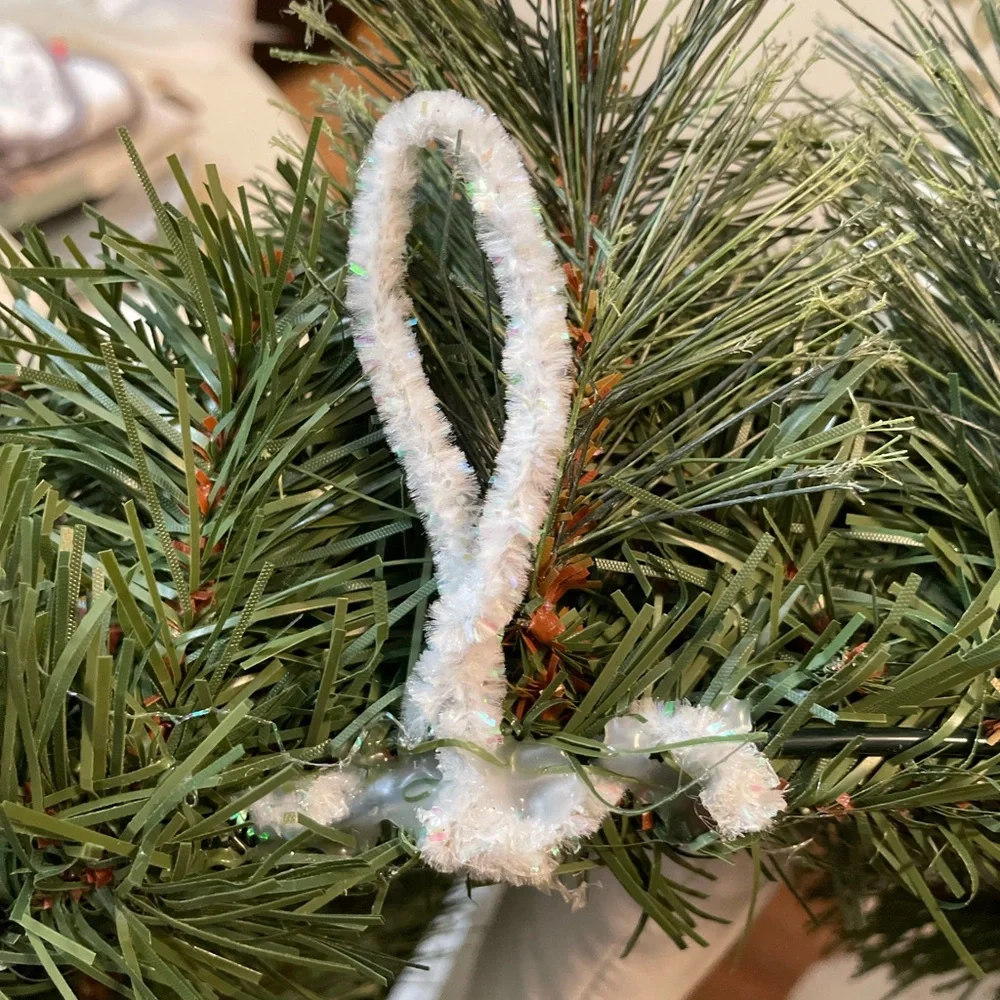 Holiday wreath for the theme “ Winter Wonderland”